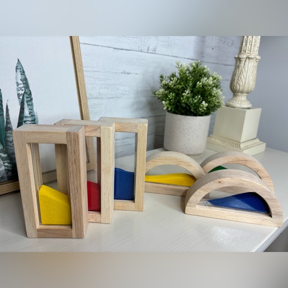 Montessori Guidecraft Wooden Rainbow Sand Blocks - Picture 2 of 2